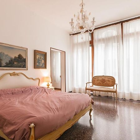 Appartamento Dei Frari Venise Chambre photo
