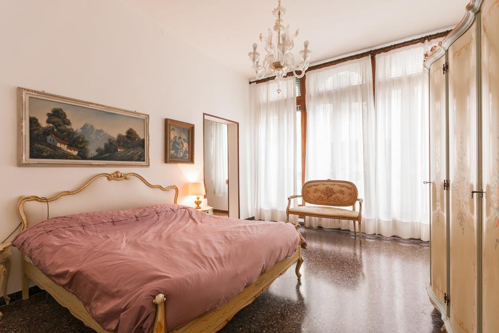 Appartamento Dei Frari Venise Chambre photo